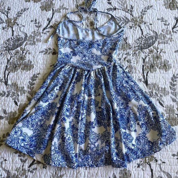 American Apparel Nylon Tricot Floral Halter Skater Dress in White & Blue • S - Picture 4 of 5